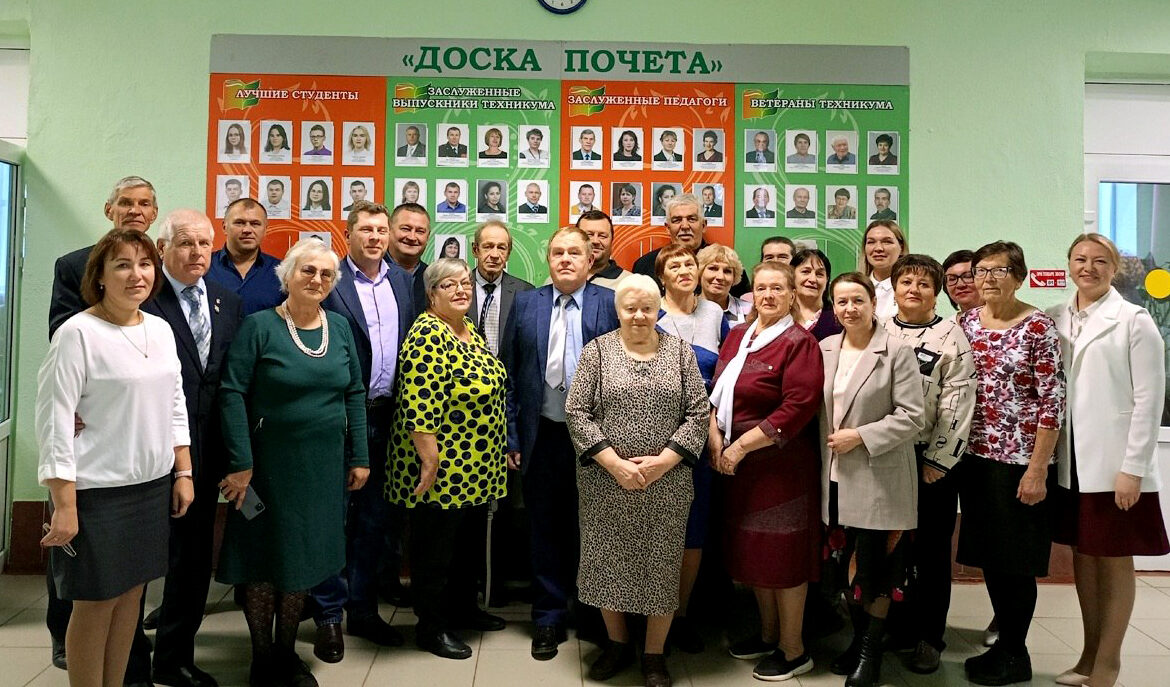 ЛЮБОВЬЮ К ДЕЛУ: СТРОИМ БУДУЩЕЕ ВМЕСТЕ С АГРОПРОМОМ